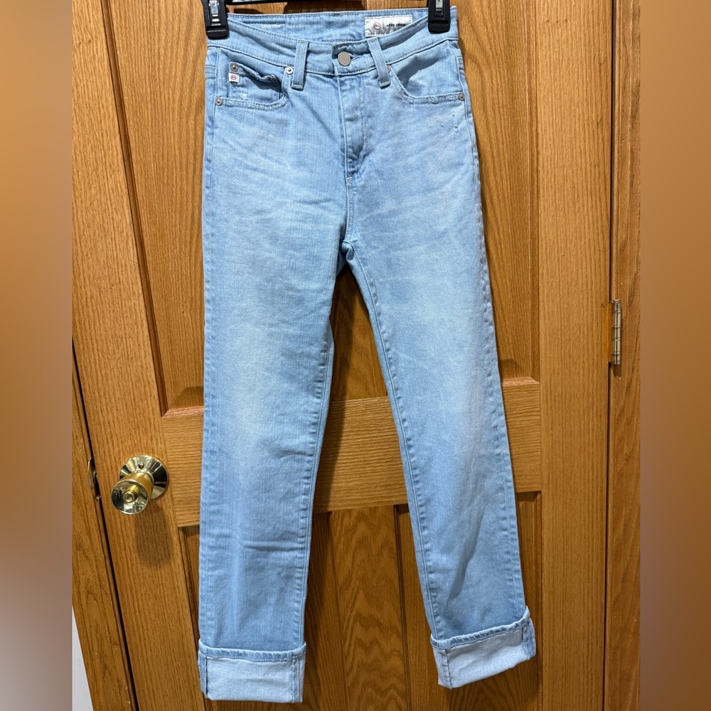 AG Adriano Goldschmied Light Blue Saige crop Jeans